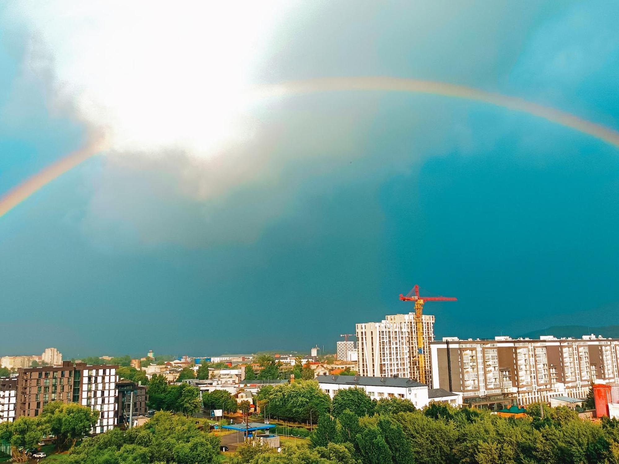 Романтичні Апартаменти З Мальовничим Краєвидом Львов Экстерьер фото